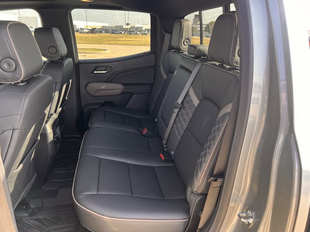 New 2026 GMC Canyon Denali image 33