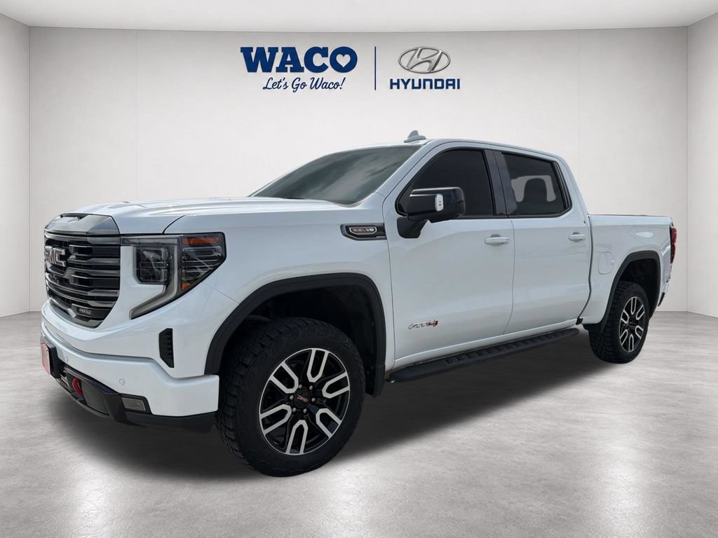 Used 2024 GMC Sierra 1500 AT4 w/ Technology Package AWD/4WD image 4