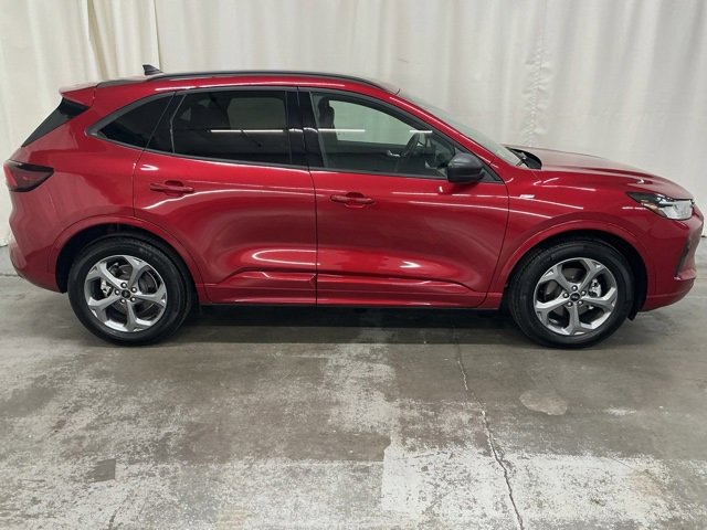 Used 2024 Ford Escape ST-Line w/ Tech Pack #1 image 2