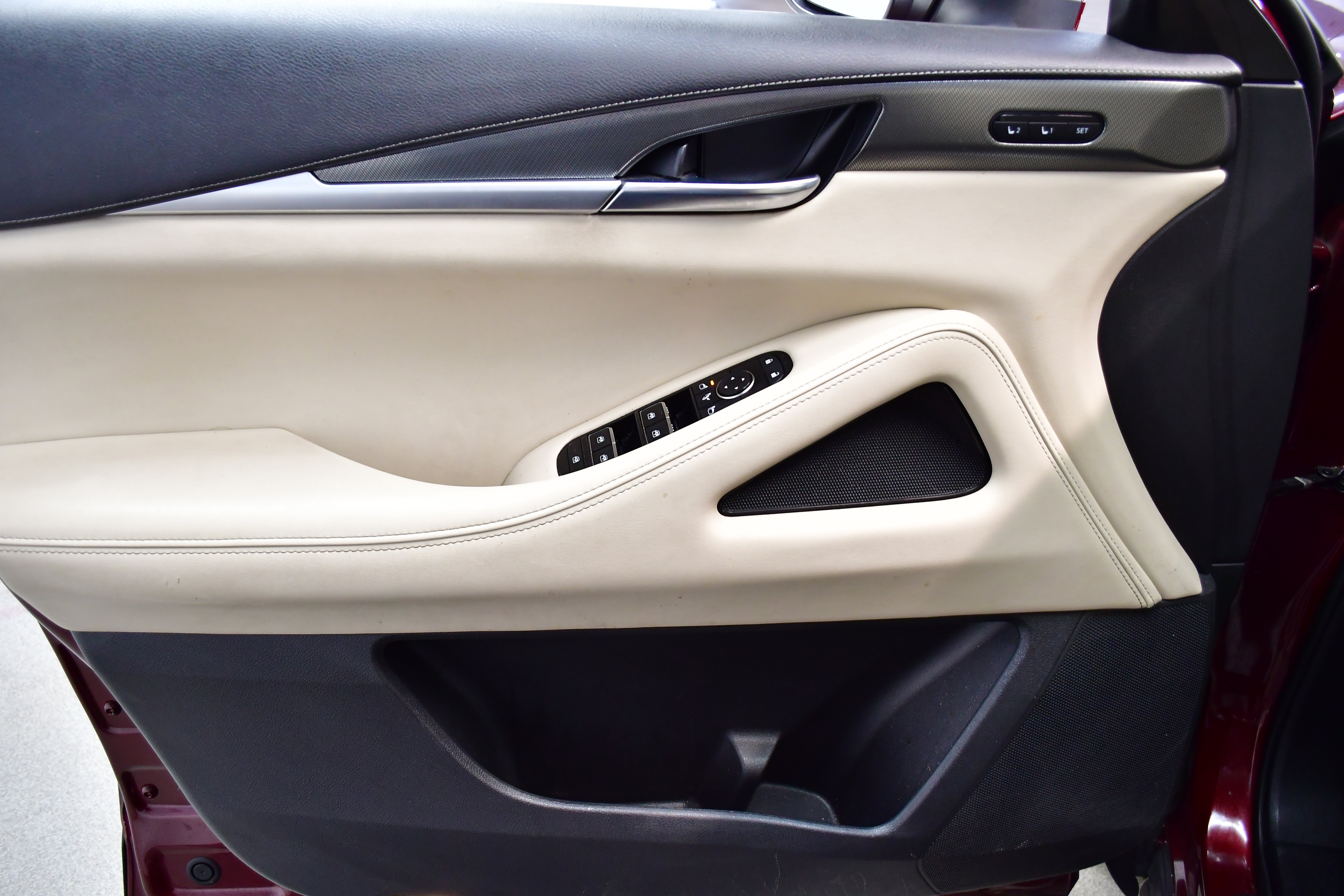 Used 2023 INFINITI QX60 Luxe w/ Cargo Package image 21