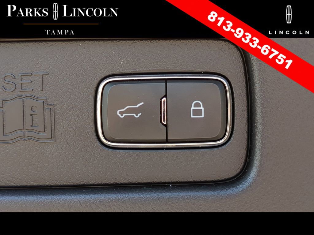 Used 2020 Lincoln Aviator Reserve RWD image 9