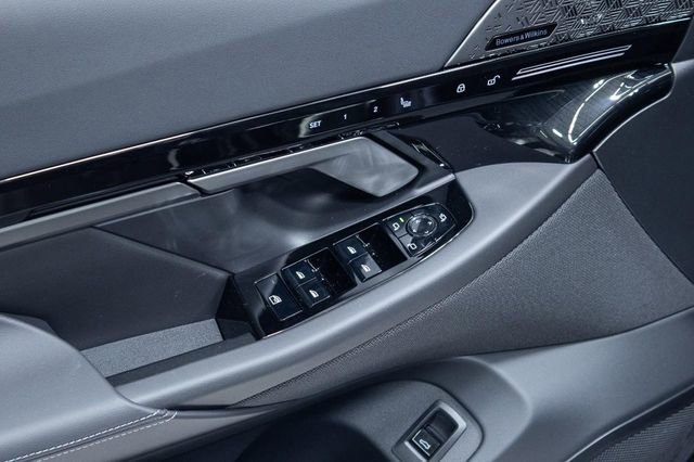 New 2026 BMW 530i xDrive w/ M Sport Package image 15