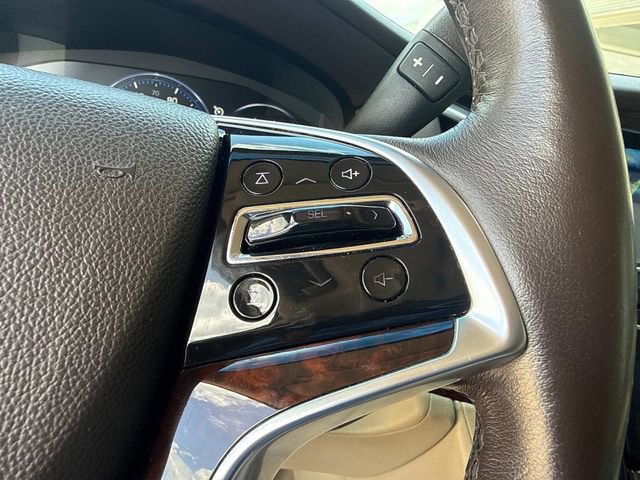 Used 2015 Cadillac Escalade ESV Luxury RWD image 32