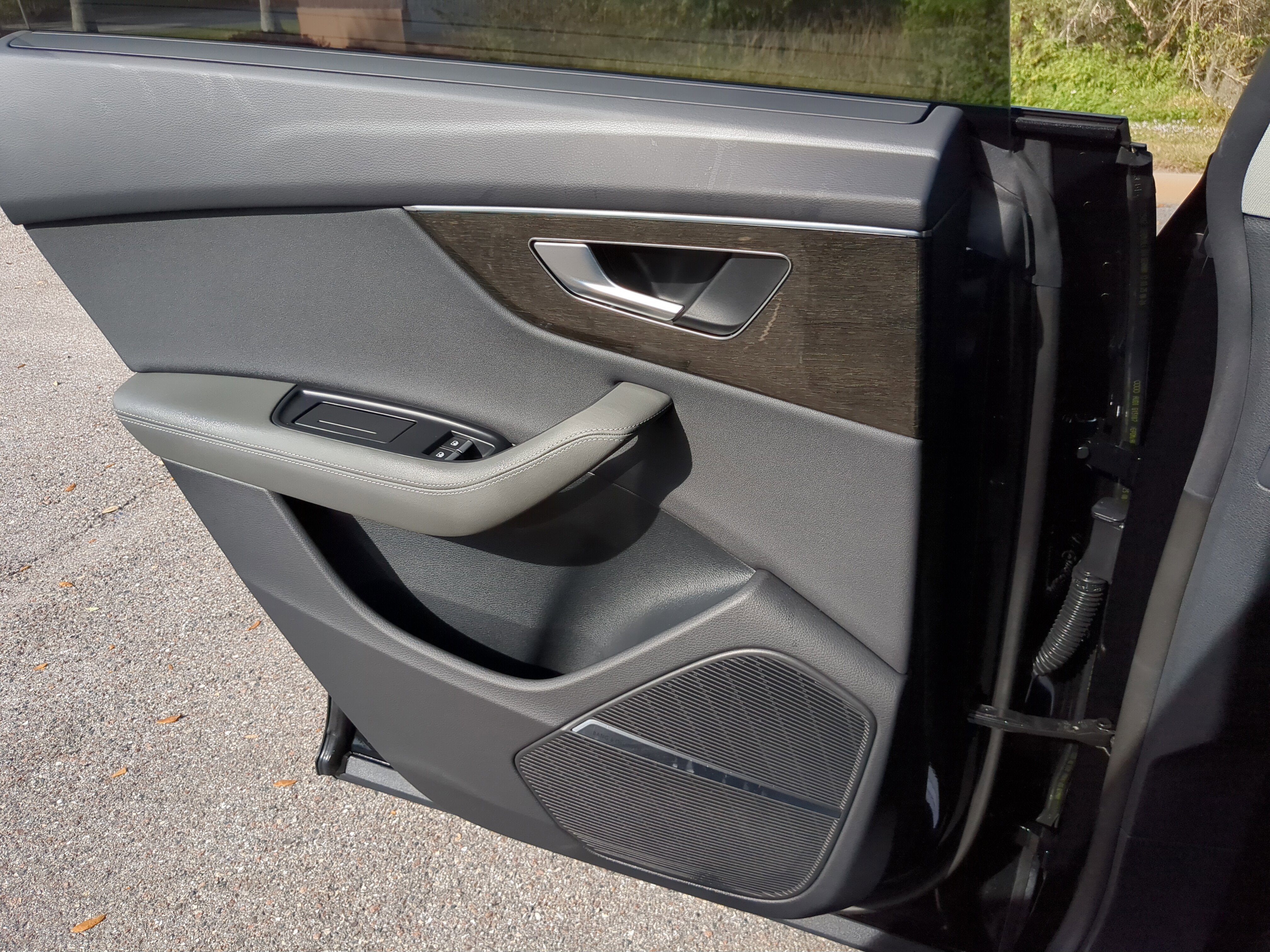 Certified 2025 Audi Q8 Premium Plus w/ Premium Plus Package image 16