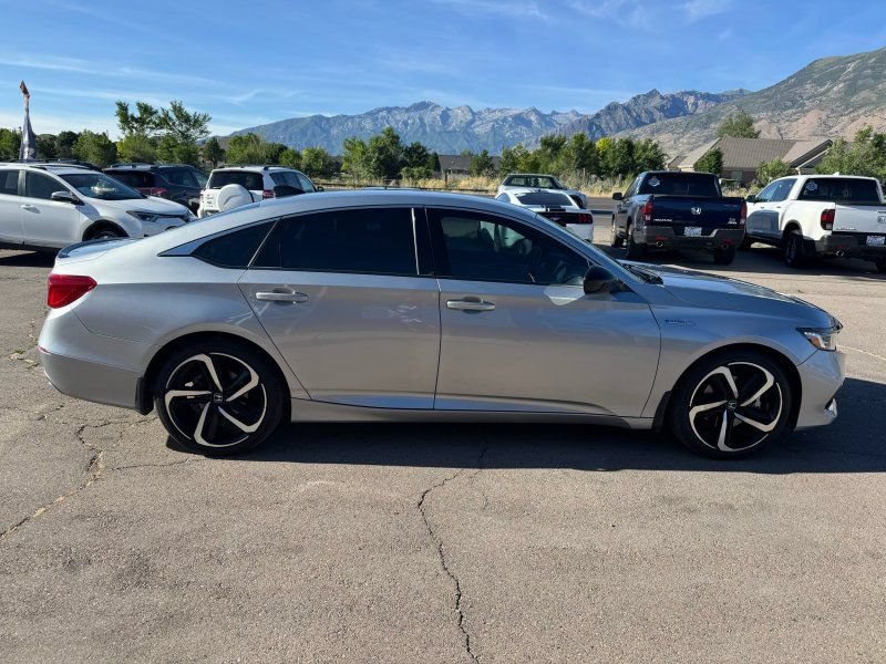 Used 2022 Honda Accord Sport image 6