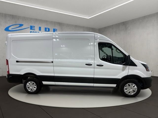 New 2025 Ford E-Transit 148 Medium Roof w/ Load Area Protection Package image 4