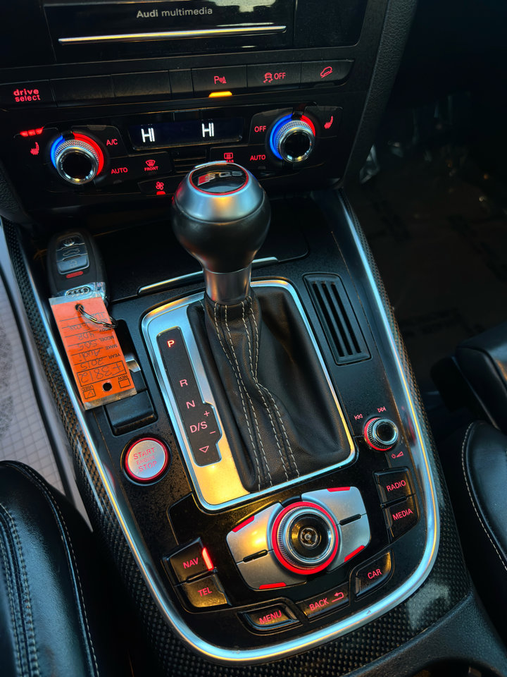 Used 2015 Audi SQ5 Premium Plus w/ Technology Package image 31