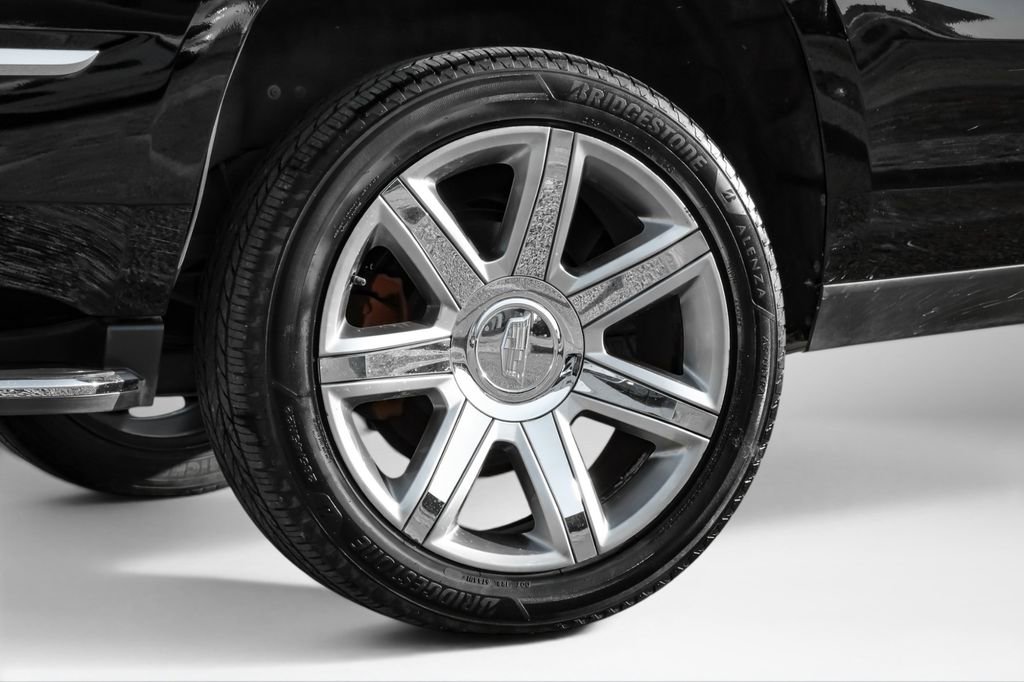 Used 2018 Cadillac Escalade Luxury RWD image 53