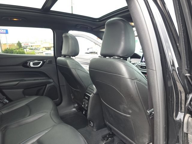 Used 2025 Jeep Compass Limited w/ High Altitude Package AWD/4WD image 49