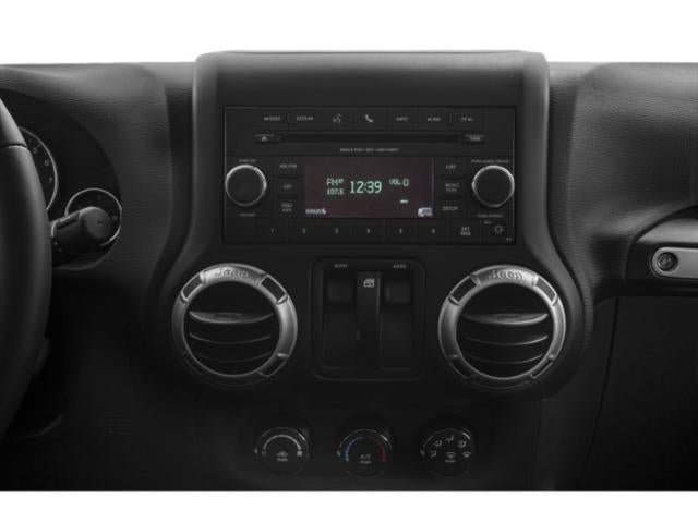Used 2017 Jeep Wrangler Sahara AWD/4WD image 10