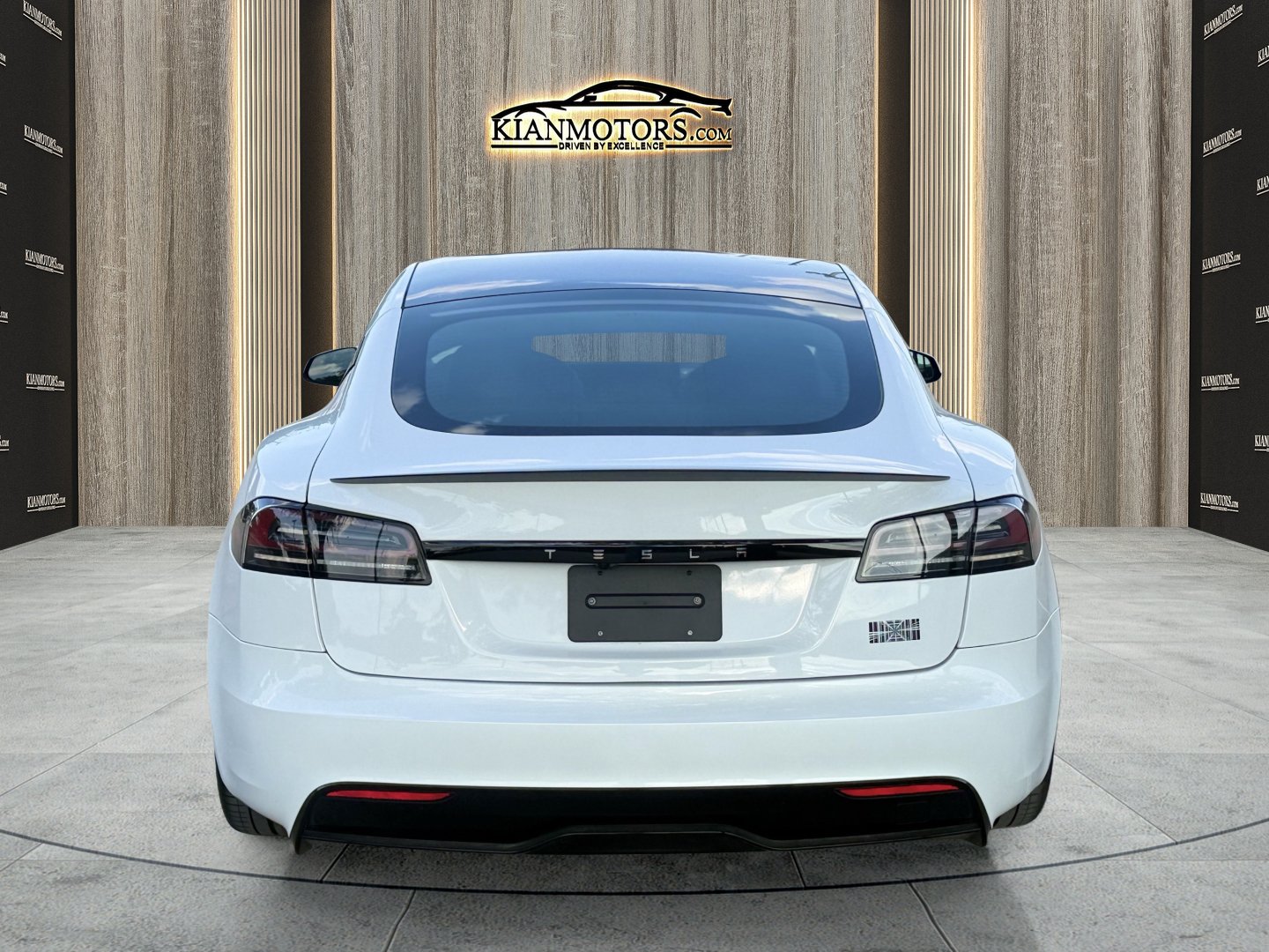 Used 2024 Tesla Model S Plaid AWD/4WD image 9