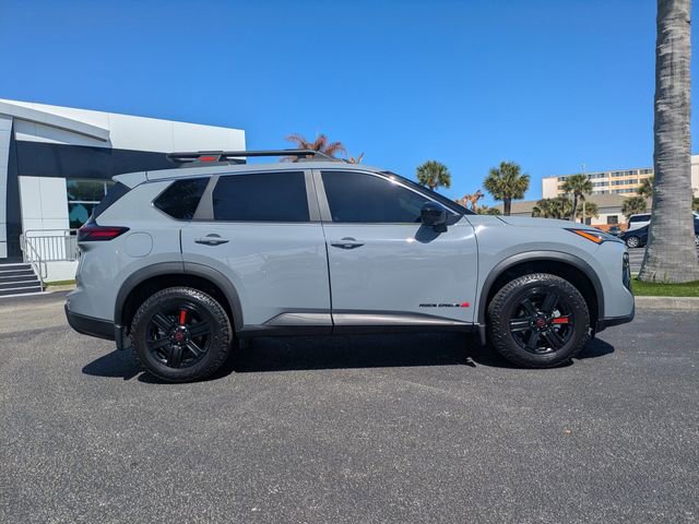 Used 2025 Nissan Rogue Rock Creek image 3