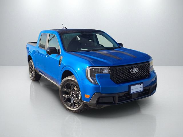 New 2025 Ford Maverick Lariat w/ Black Appearance Package AWD/4WD image 1