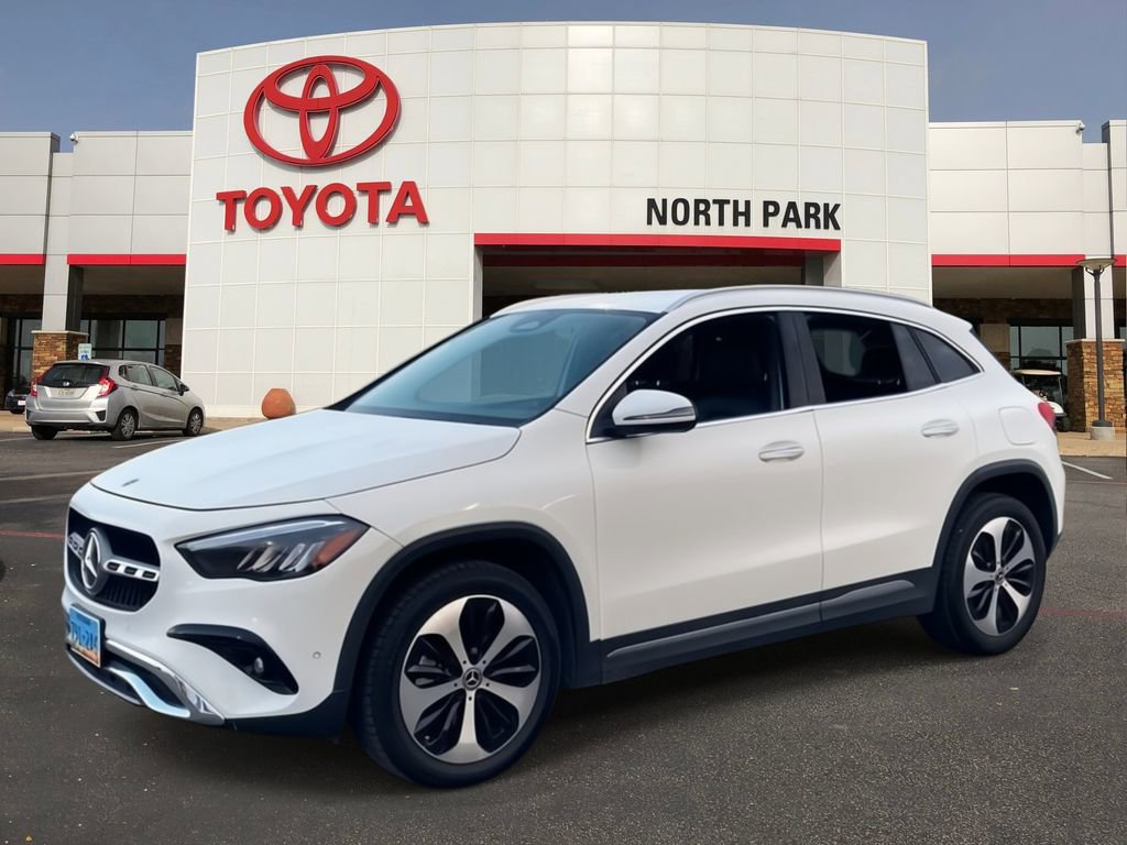 Used 2025 Mercedes-Benz GLA 250 image 1