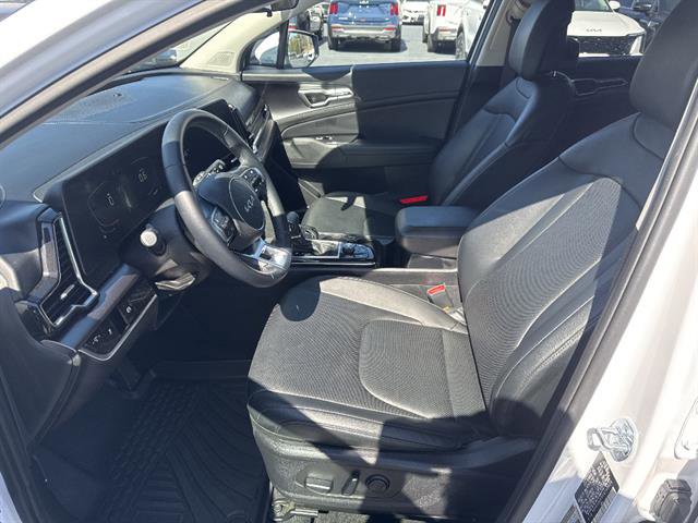 Certified 2024 Kia Sportage EX image 10