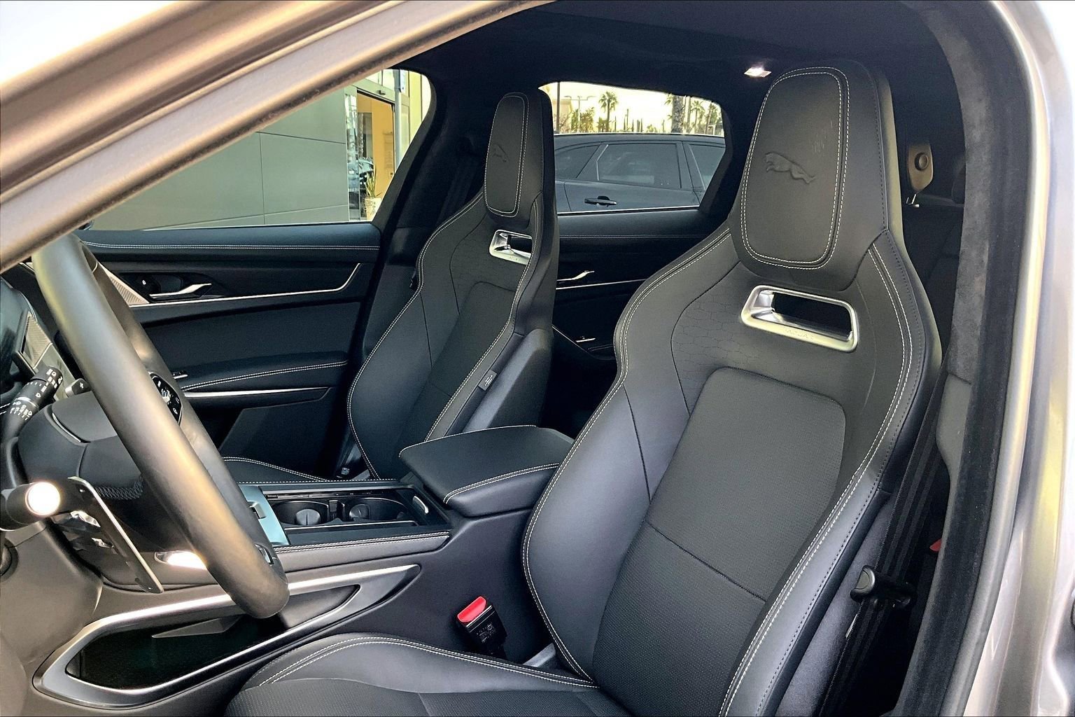 Used 2026 Jaguar F-PACE R-Dynamic S image 25