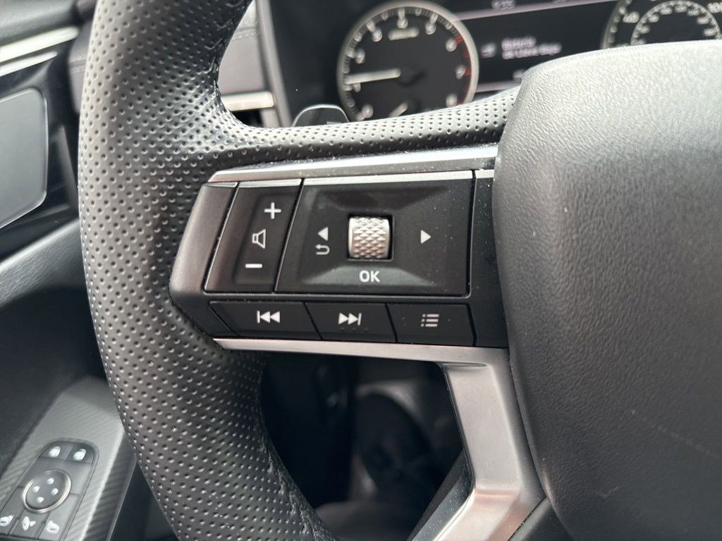 Used 2024 Mitsubishi Outlander SE AWD/4WD image 13