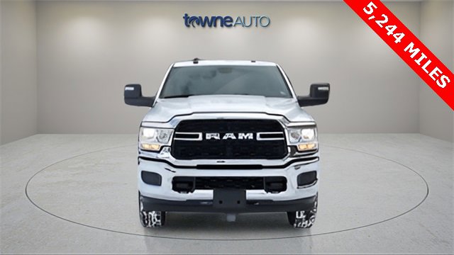 Used 2024 RAM 2500 Tradesman w/ Chrome Appearance Group image 8
