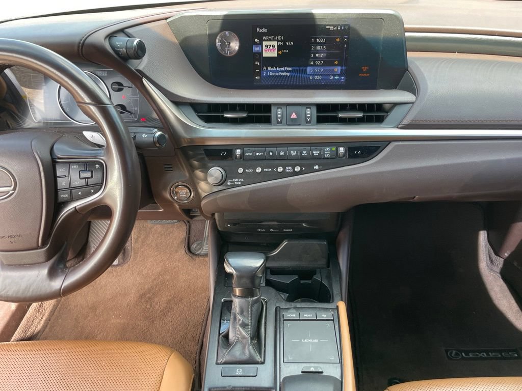 Used 2021 Lexus ES 350 w/ Accessory Package FWD image 11