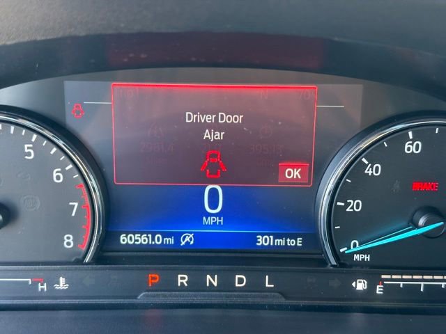 Used 2024 Ford Explorer XLT w/ Equipment Group 202A AWD/4WD image 31