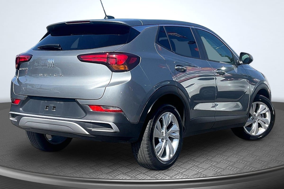 Used 2025 Buick Encore GX Preferred FWD image 13