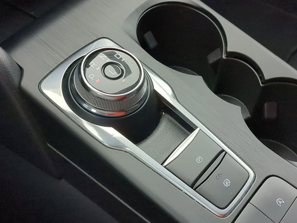 Used 2025 Ford Escape ST-Line image 19