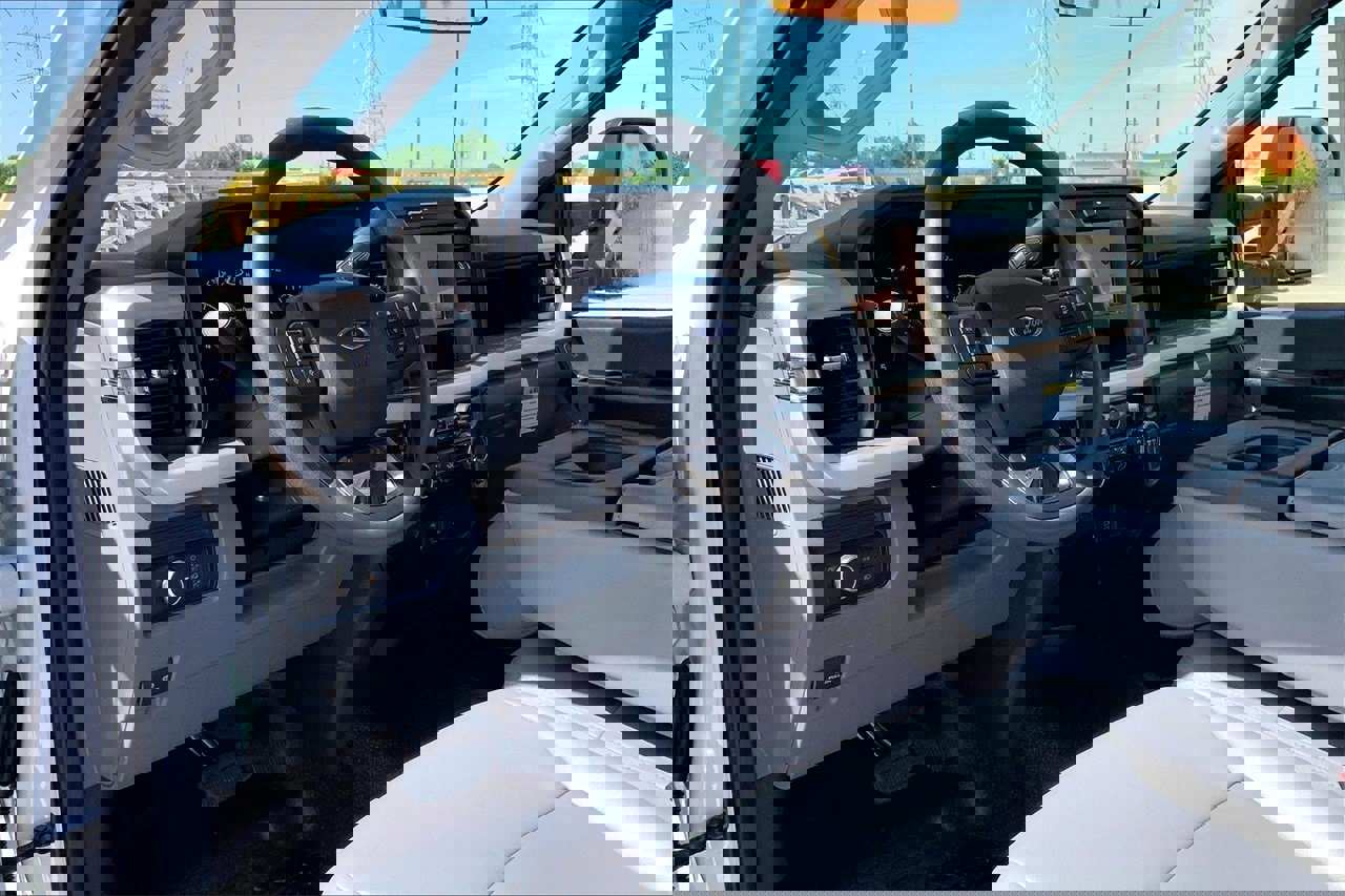 New 2025 Ford F350 XL image 9