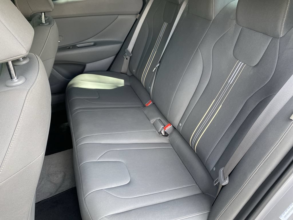 Used 2026 Hyundai Elantra SEL FWD image 27