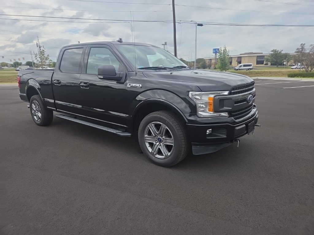 Used 2018 Ford F150 XLT w/ Equipment Group 302A Luxury AWD/4WD image 26