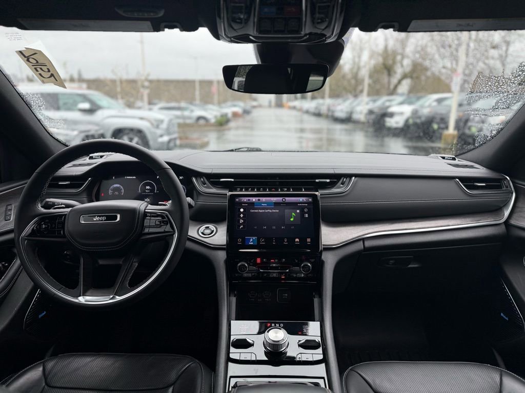 Used 2023 Jeep Grand Cherokee L Overland image 20