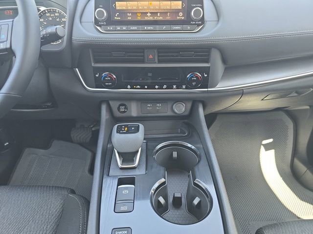 New 2026 Nissan Rogue SV image 3