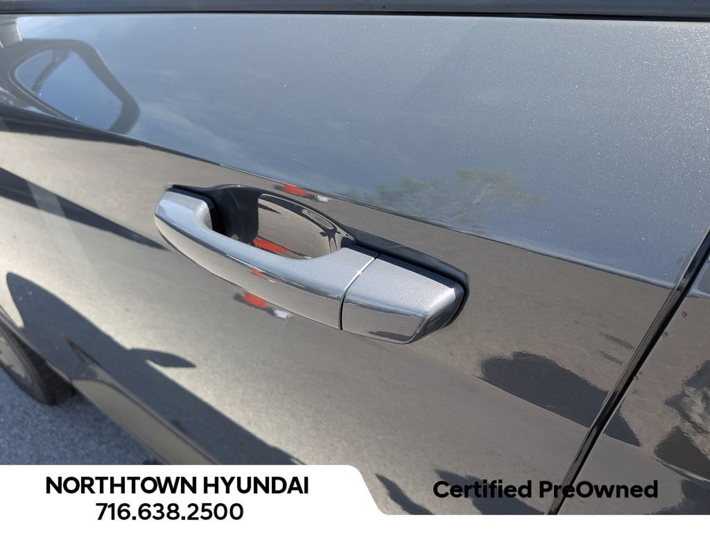 Certified 2023 Hyundai Venue SEL w/ Cargo Package FWD image 36