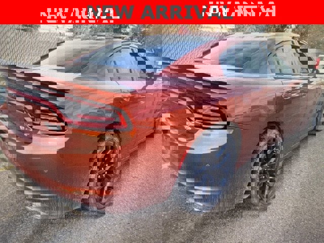 Used 2020 Dodge Charger SXT w/ Plus Group image 8