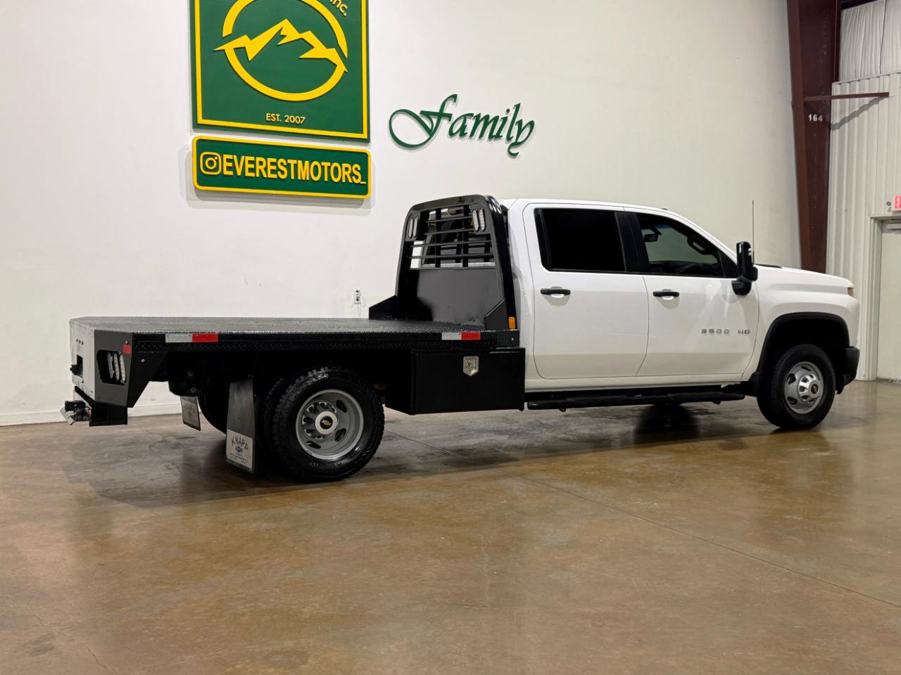 Used 2020 Chevrolet Silverado 3500 W/T w/ WT Convenience Package image 8