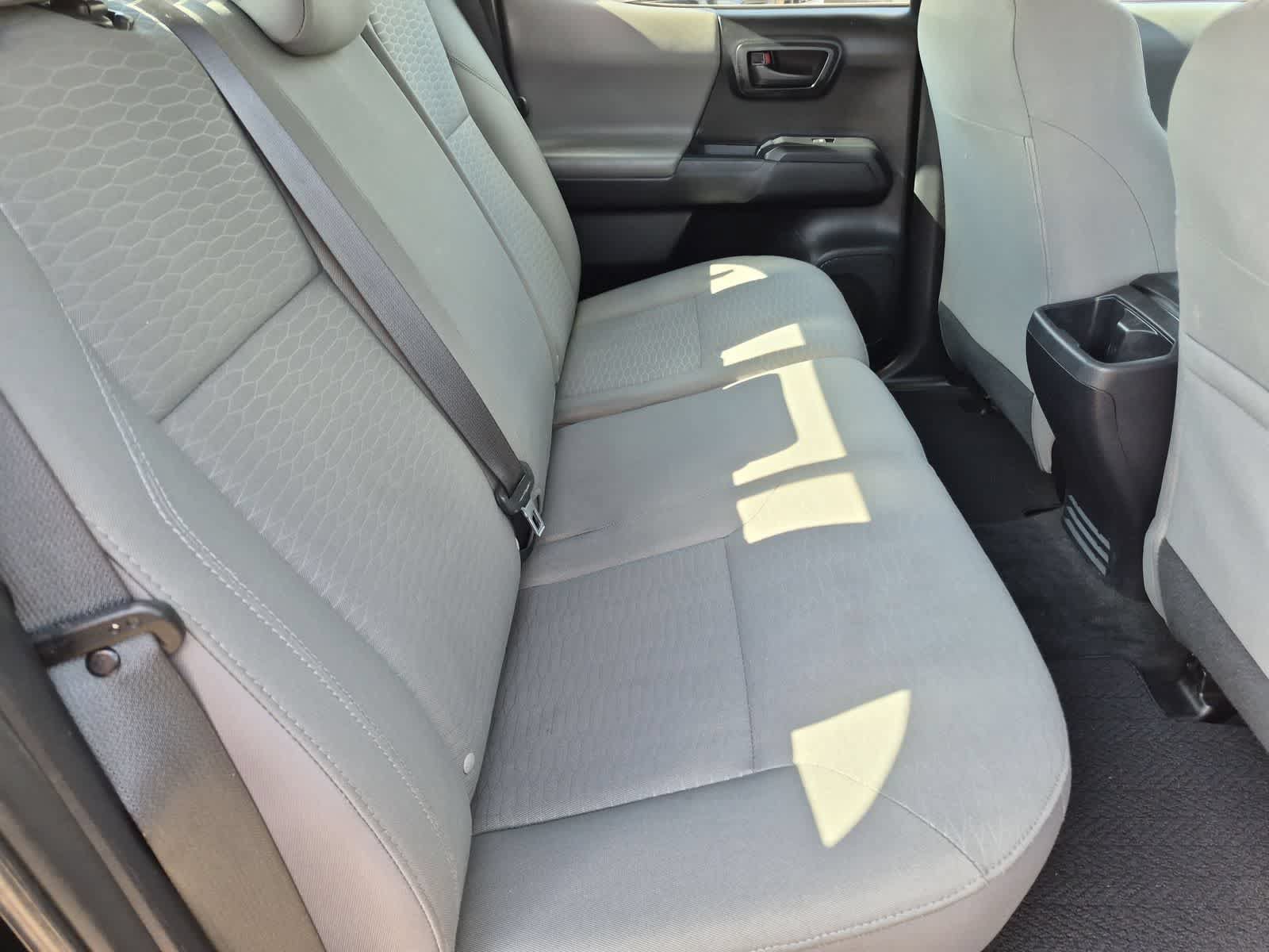 Used 2017 Toyota Tacoma SR RWD image 20
