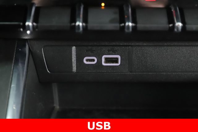 Used 2024 GMC Canyon Elevation w/ Convenience Package image 23