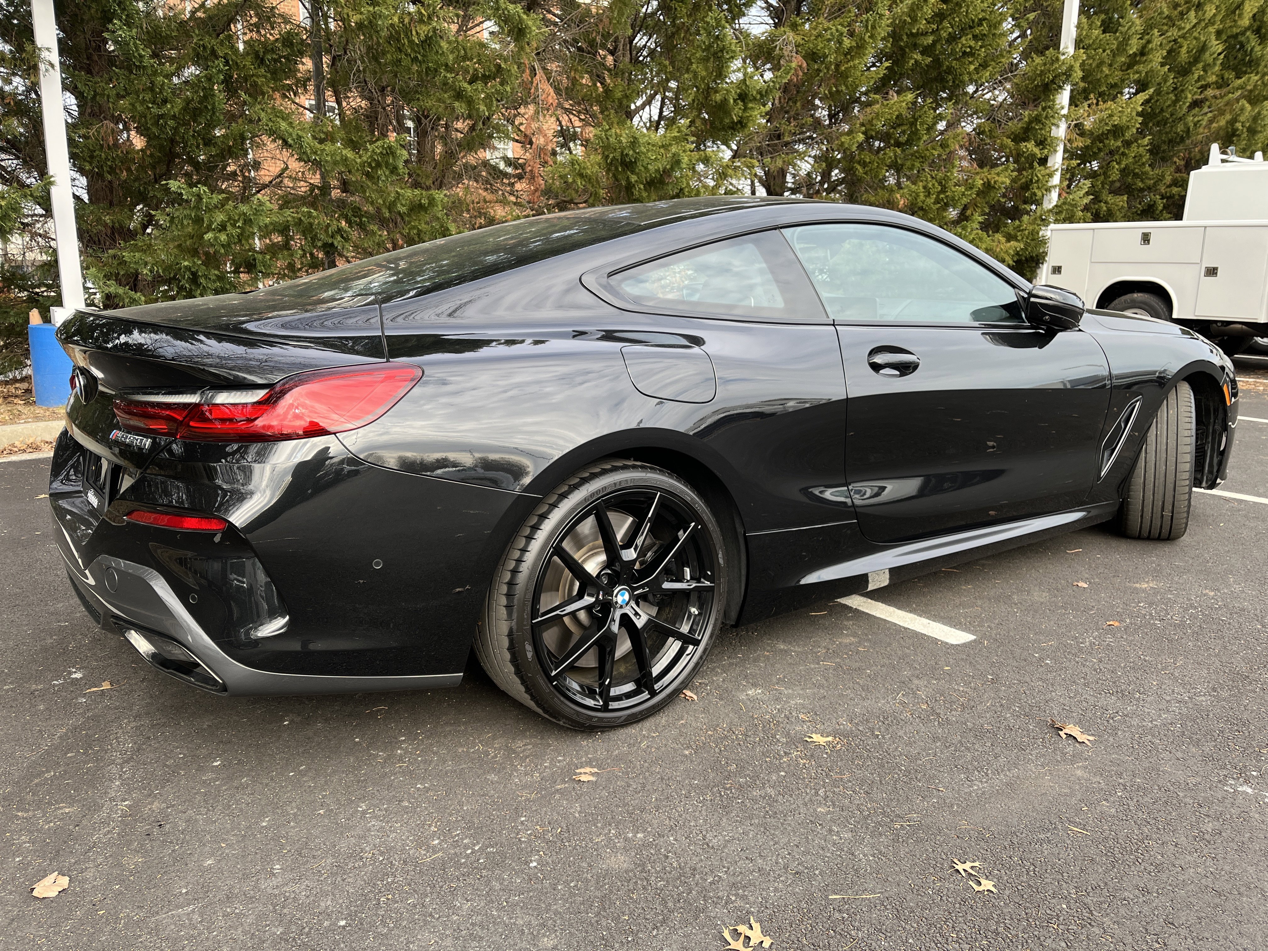 Used 2025 BMW M850i xDrive Coupe image 10