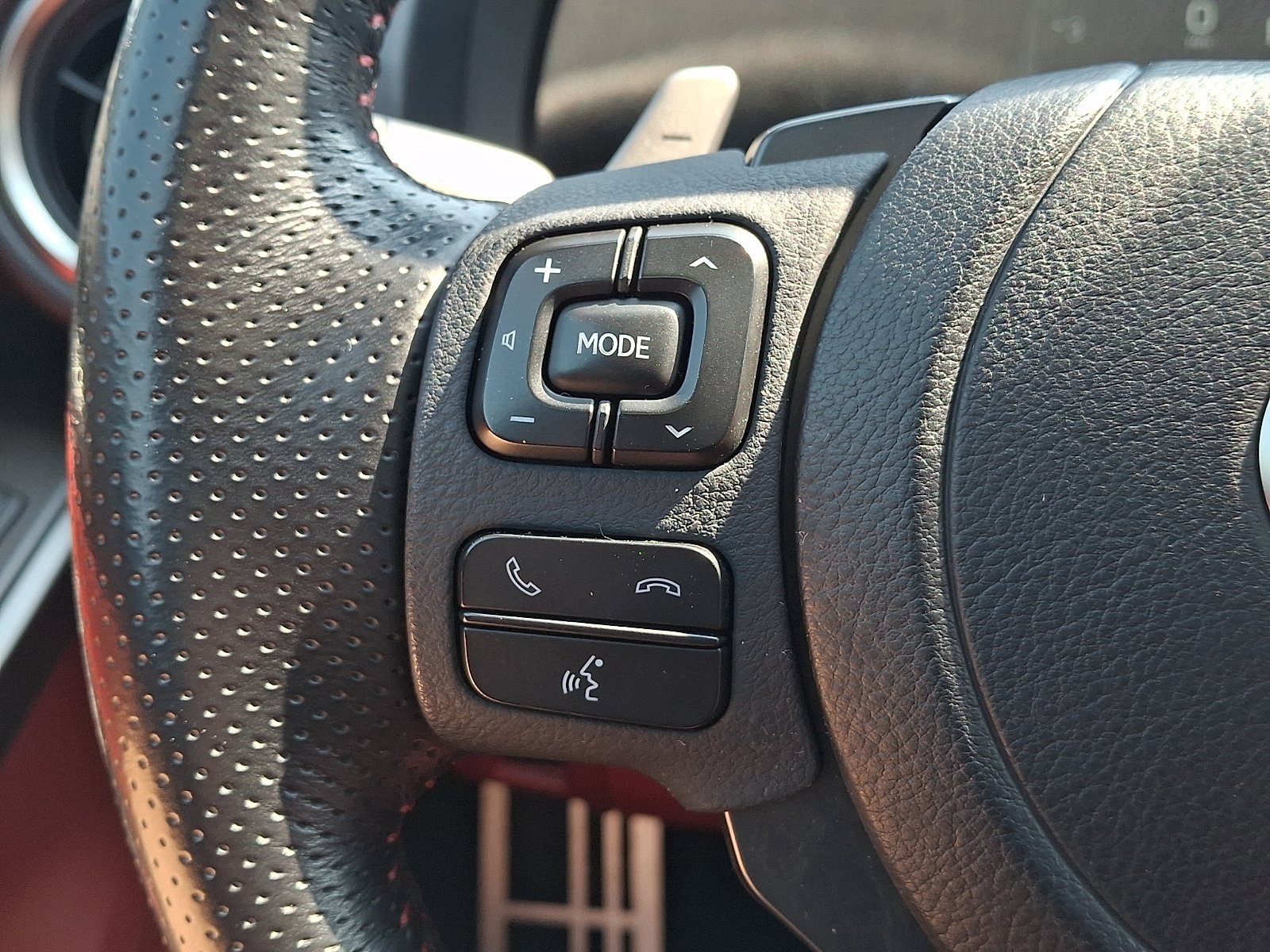Used 2022 Lexus IS 350 F Sport w/ Accessory Package AWD/4WD image 21