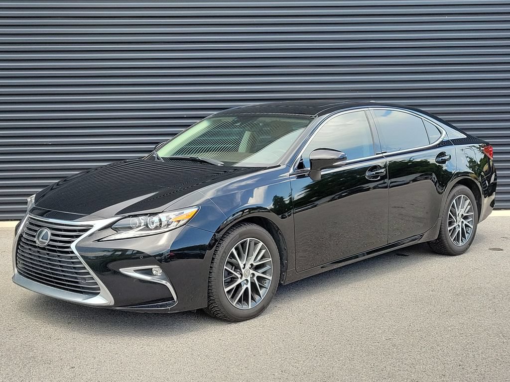 Used 2018 Lexus ES 350 w/ Luxury Package w/Wood Trim FWD image 1