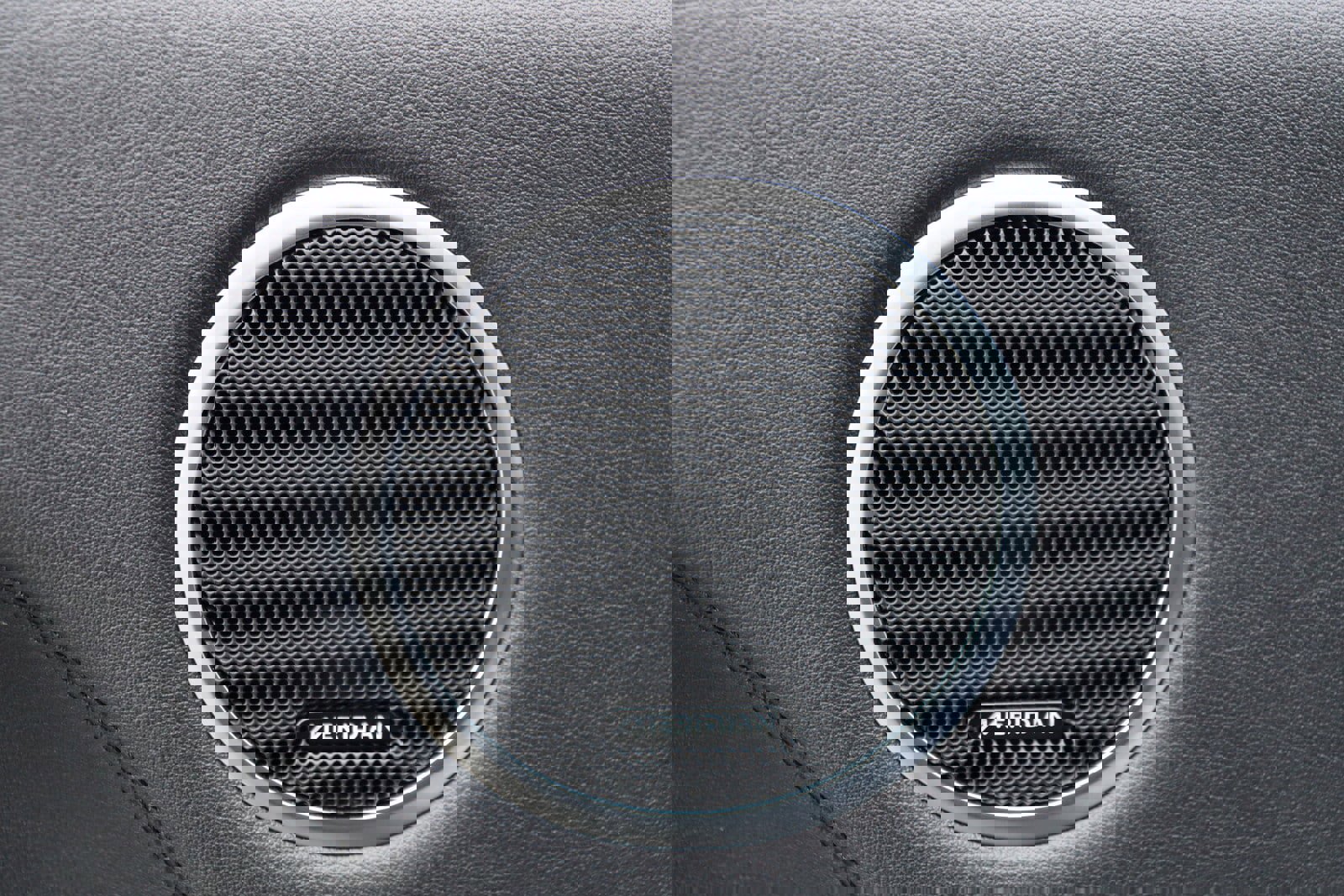 Used 2020 Land Rover Range Rover Sport HSE AWD/4WD image 25