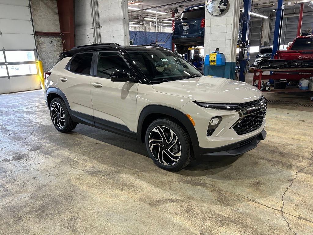 New 2026 Chevrolet TrailBlazer RS w/ Convenience Package FWD image 1