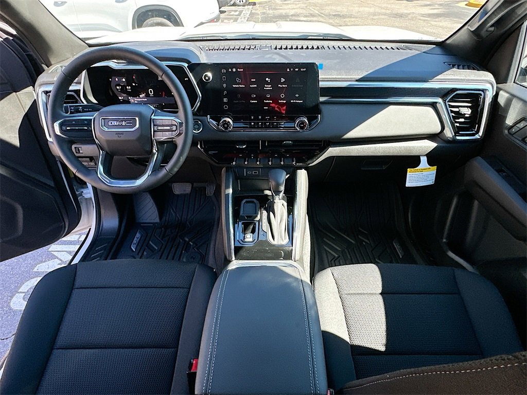 New 2026 GMC Canyon Elevation image 3