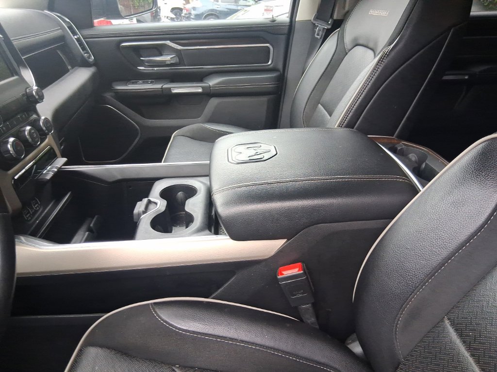 Used 2022 RAM 1500 Laramie AWD/4WD image 13