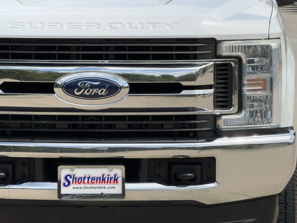 Used 2019 Ford F250 XLT w/ Snow Plow Prep Package AWD/4WD image 9