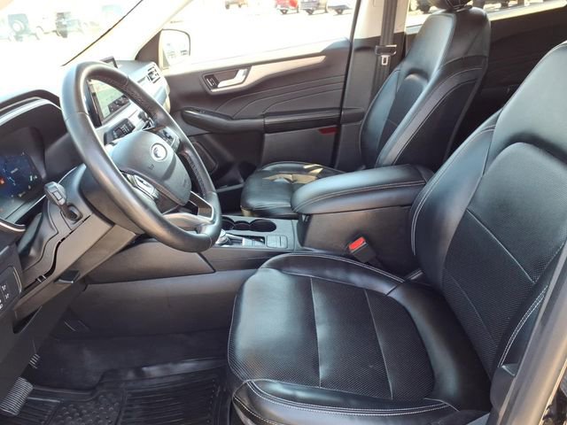 Used 2022 Ford Escape SEL w/ Technology Package image 15
