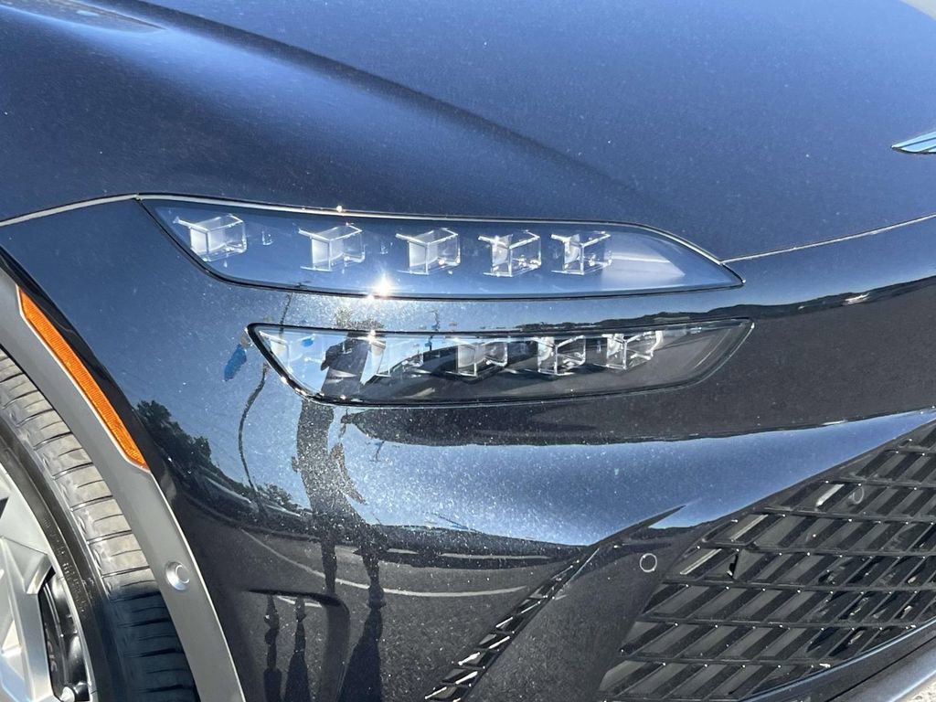 New 2024 Genesis GV60 Performance image 7