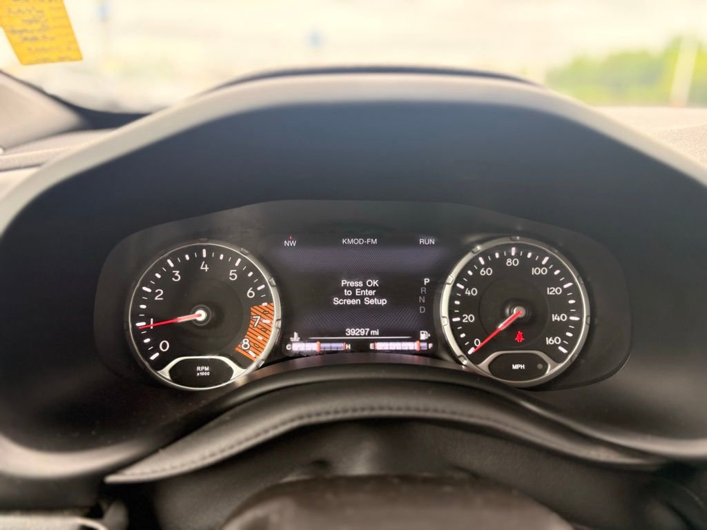 Used 2022 Jeep Renegade Latitude w/ Convenience Group AWD/4WD image 22