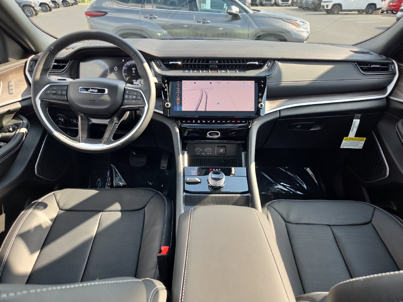 New 2027 Jeep Grand Cherokee Limited AWD/4WD image 21