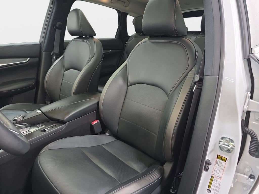 Certified 2023 INFINITI QX50 Luxe w/ Cargo Package AWD/4WD image 12