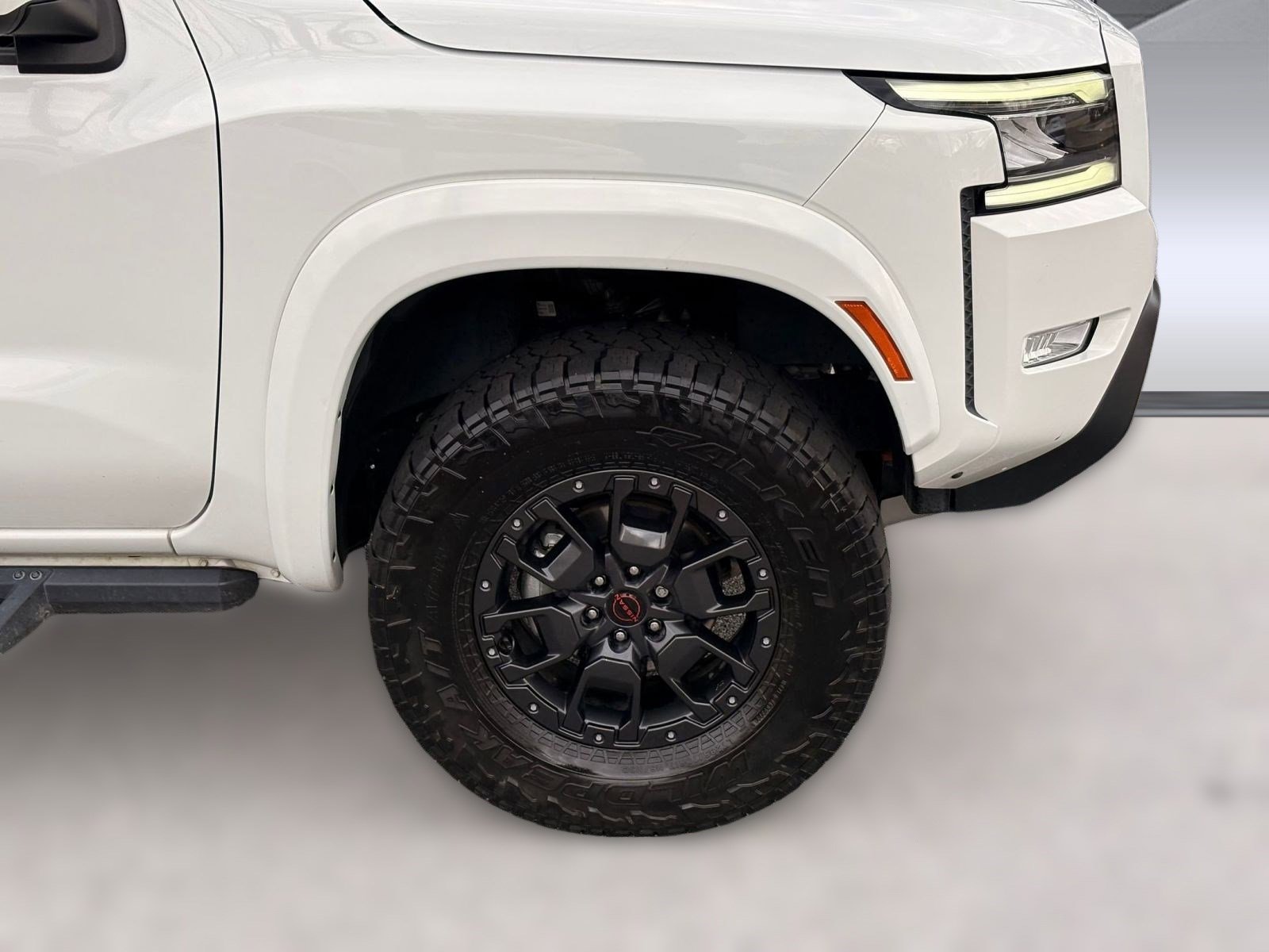 Used 2022 Nissan Frontier PRO-4X w/ Pro-4X Premium Package image 12